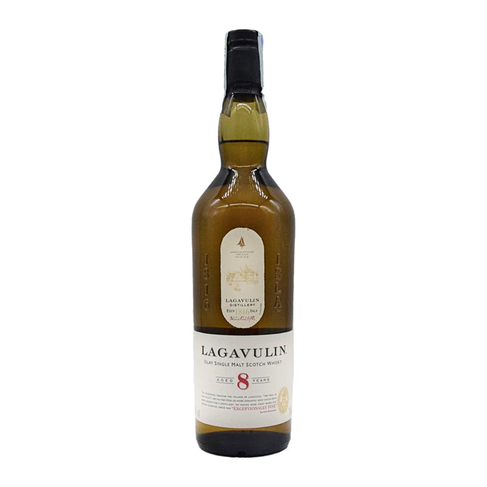 Lagavulin 8 Years Old Single Malt Scotch Whisky 0,7L — Islay